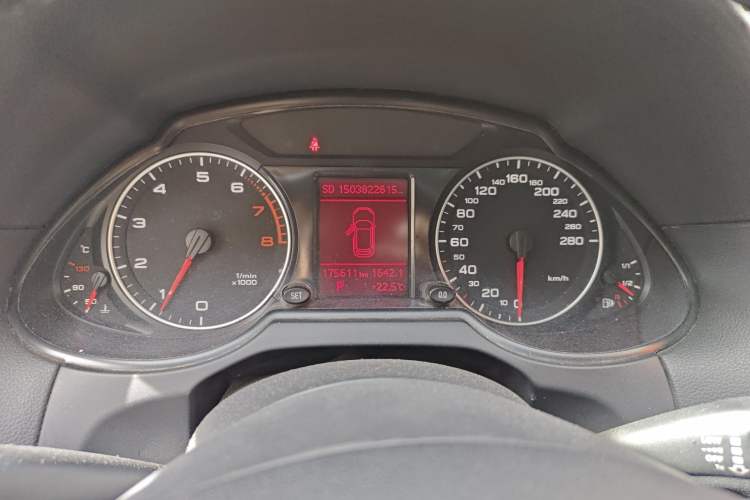 Used Audi Q5 2012 2.0TFSI Technology Model Instrument Cluster