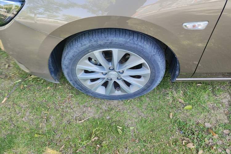 Used Buick GL6 2021 323T Mild Hybrid Connect Luxury Model