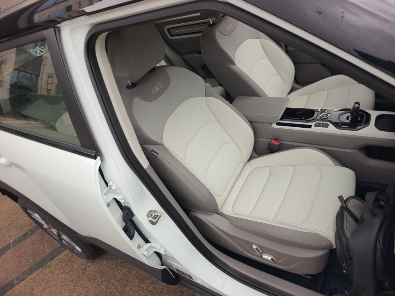 Geely Auto icon 2026 Model Chocolate 1.5TD Pure & Refined Edition — снимка 19