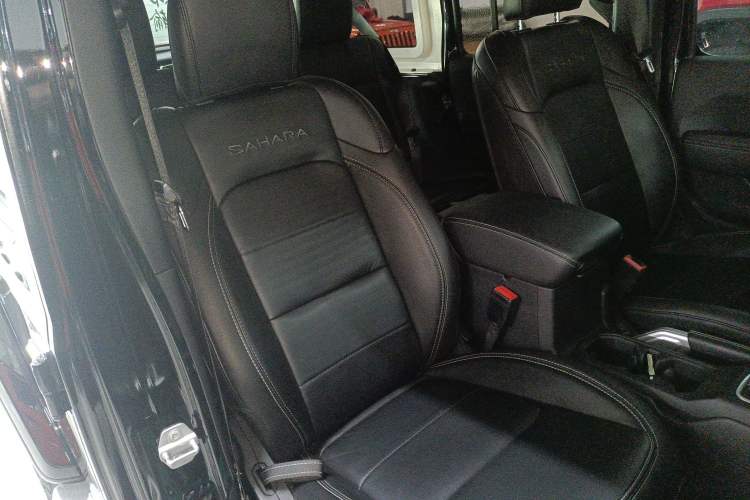 Used Jeep Wrangler 2021 2.0T Sahara Four-Door Edition