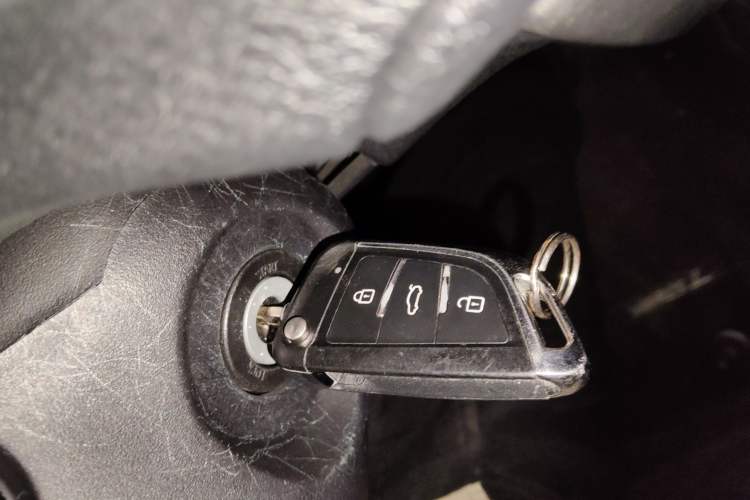 Used Toyota YARiS L Zhi Xuan 2021 X-Trail 1.5L CVT Leading Edition