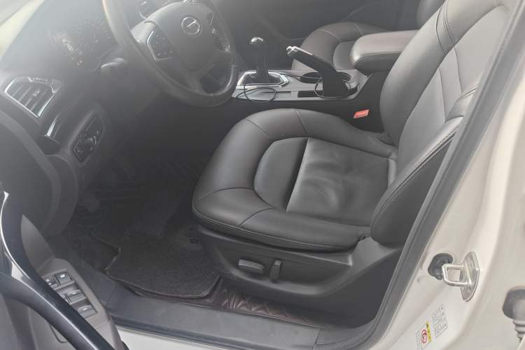 Used GAC Trumpchi GS4 2017 235T Manual Two-Wheel Drive Luxury Edition