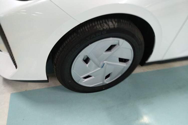 Used CHANGAN OSHAN 520 2025 Standard Edition
