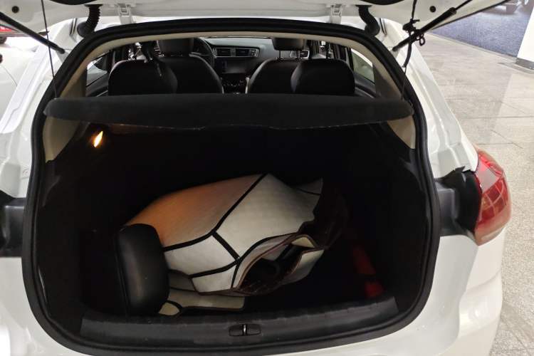 Used Citroen C3-XR 2015 1.6L Automatic Pioneer Model Trunk