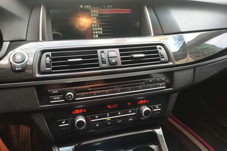 Used BMW 5 Series 2014 525Li Luxury Design Package