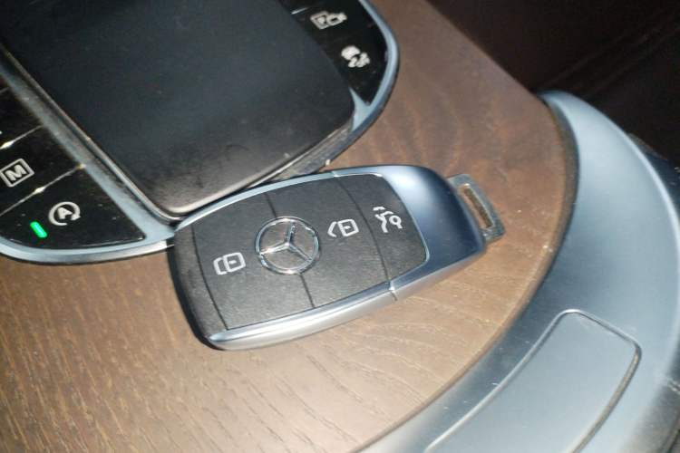 Used Mercedes-Benz GLC 2022 Refreshed GLC 300 L 4MATIC Dynamic Edition Prestige Version Vehicle Key