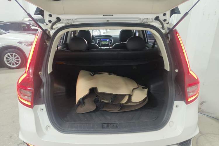 Used Geely Auto Vision X6 2018 1.4T CVT 4G Connected Luxury Version
