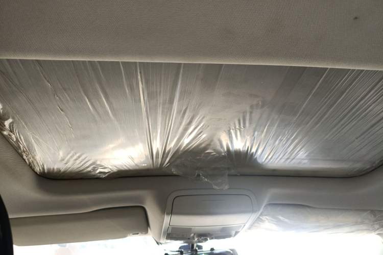 Used Volkswagen Sagitar 2015 230TSI Automatic Luxury Model
