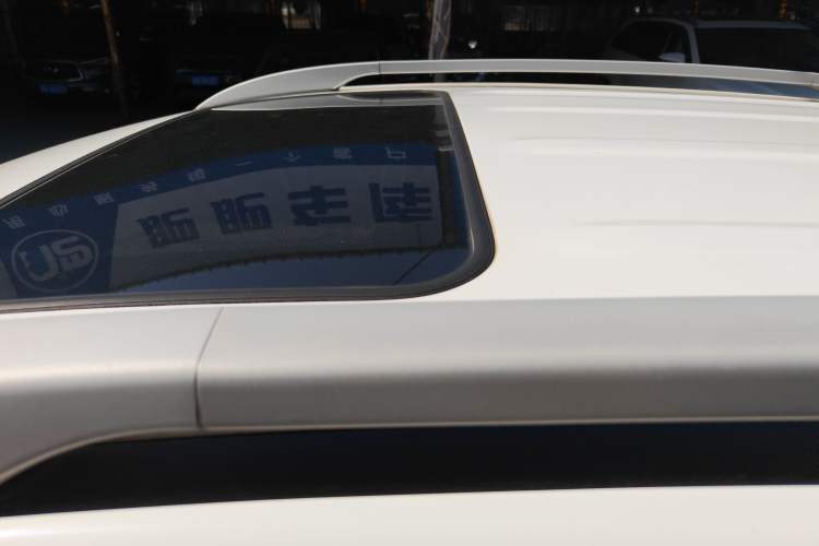 Used Hyundai ix35 2015 2.0L Automatic 2WD Smart Type China IV
