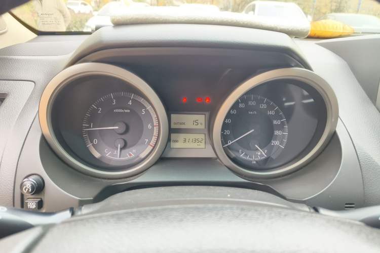 Used Toyota Prado 2010 2.7L Manual Transmission