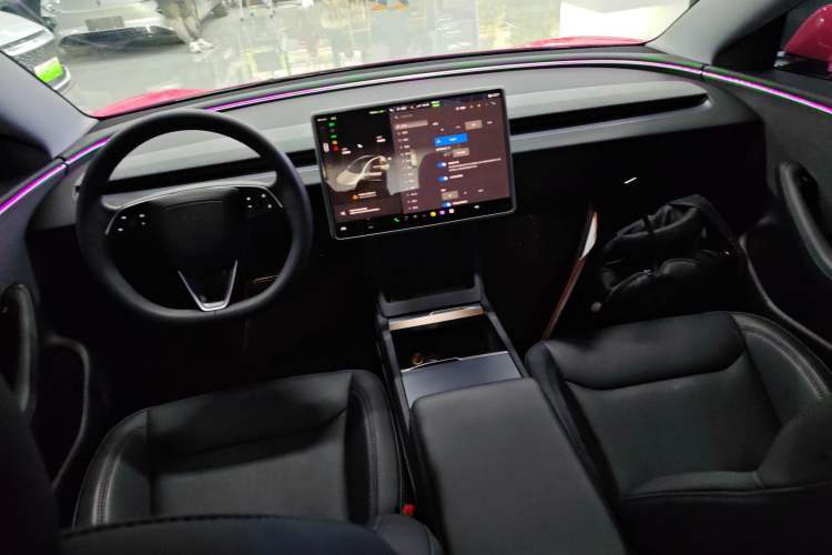 Used Tesla Model 3 2025 Rear-Wheel-Drive Version
