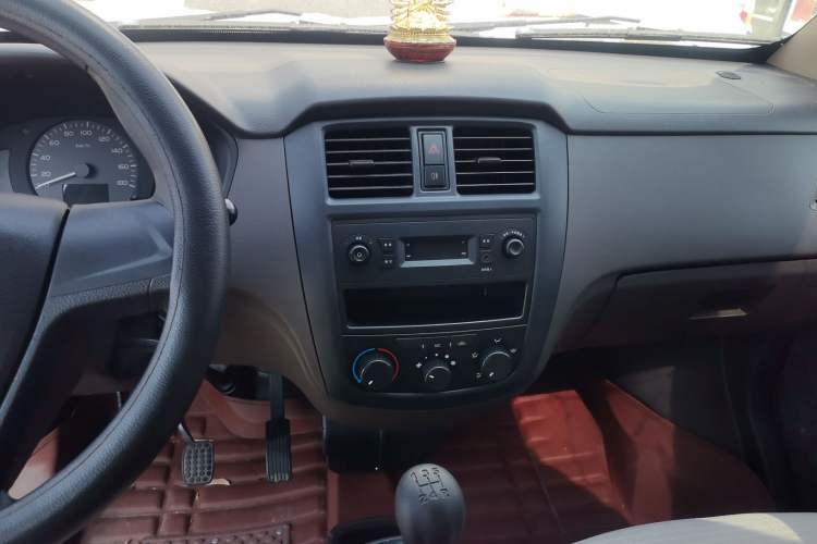 Used Wuling Rongguang 2020 1.2L S Base Model China VI
