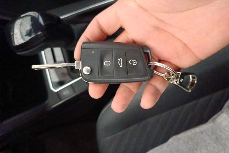 Used Volkswagen Lavida 2023 New Sharp 1.5L Automatic Excellent New Edition Vehicle Key