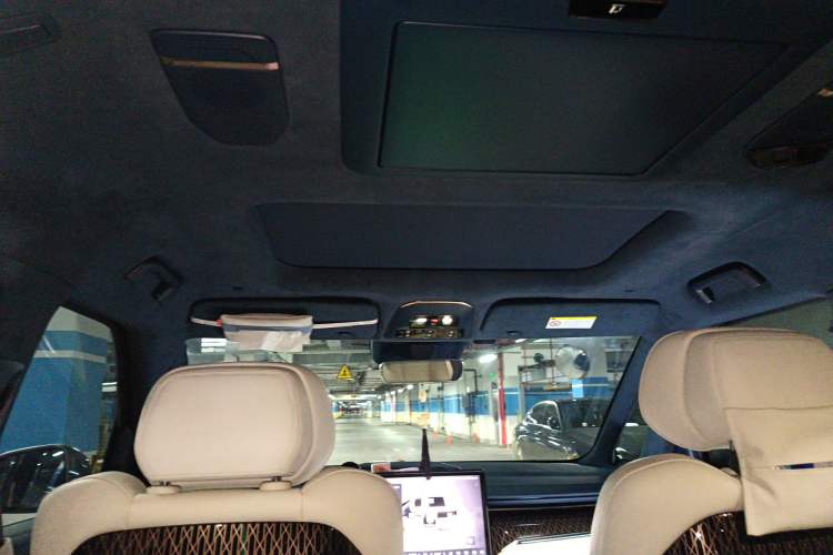 Used Zeekr 009 2022 WE Edition
