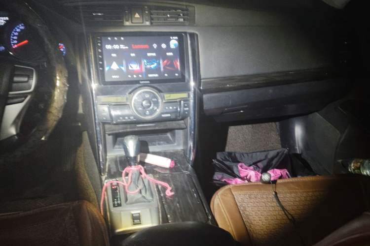 Used Toyota Reiz 2010 2.5V Fengdu Elite Edition Audio And AC Panel