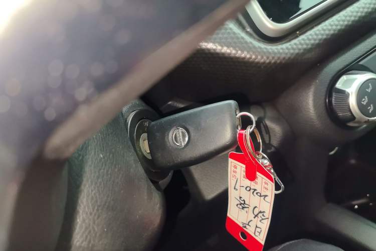 Used Nissan Kicks 2021 1.5L XL CVT Cool Enjoyment Edition Interior 1