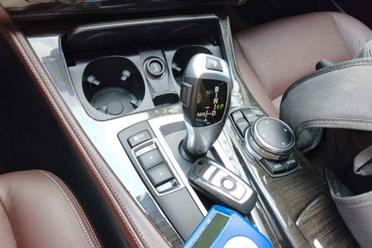 Used BMW 5 Series 2014 525Li Luxury Design Package
