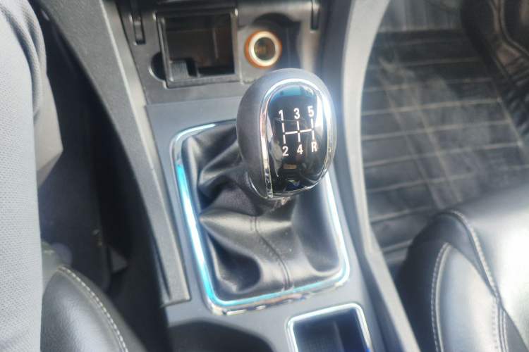 Used Geely Auto Emgrand 2016 Sedan 1.5L Manual Upward Edition