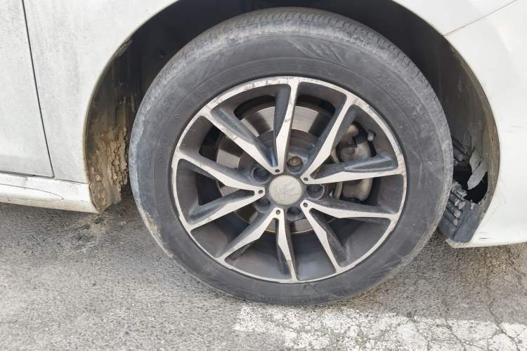 Used BYD Song MAX 2017 1.5T Automatic Smart Connect Luxury 7-Seater
