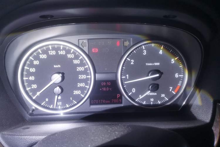 Used BMW 3 Series 2010 320i Luxury Model