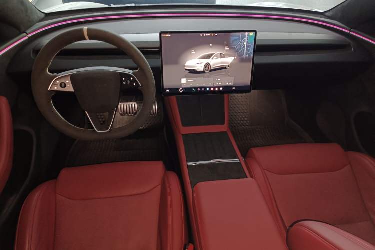 Used Tesla Model 3 2024 High-Performance All-Wheel-Drive Version
