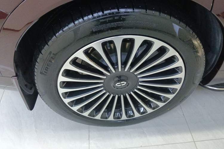 Used Hima AITO M9 2025 Extended-Range Ultra Version 52 kWh 6-Seater
