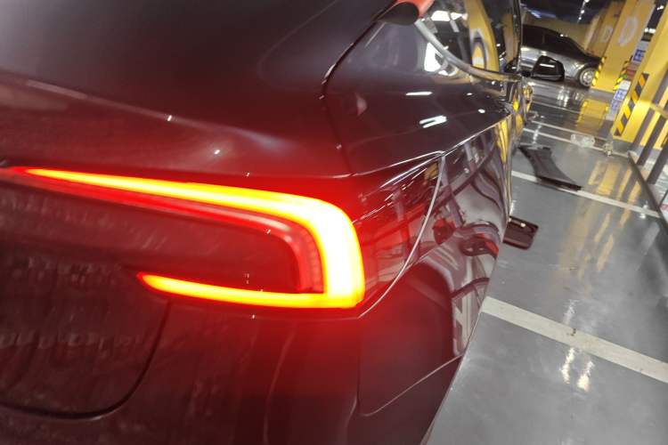 Used Tesla Model 3 2023 Rear-Wheel-Drive Version
