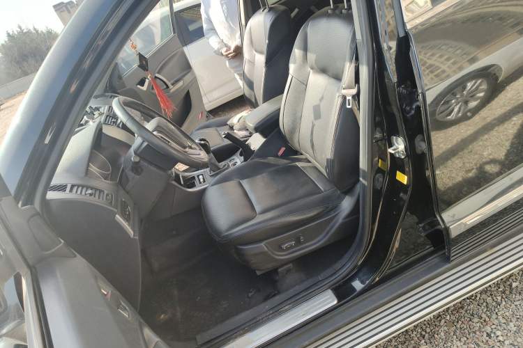 Used Geely Auto GX7 2013 2.0L Manual Luxury Version
