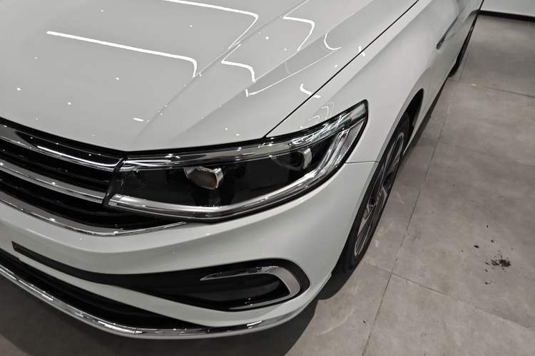 Used Volkswagen Bora 2025 300TSI DSG Prestige Edition