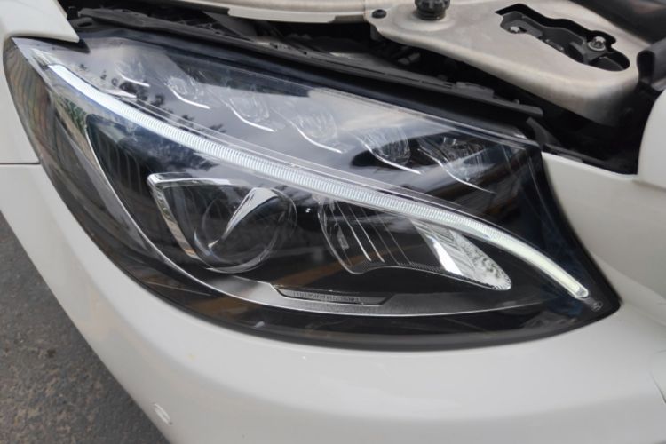 Used Mercedes-Benz C-Class 2015 C 180 L Sport Edition Right Front Headlight
