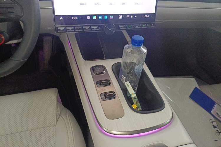 Used Xiaomi Auto SU7 2024 Rear-Drive Long-Range Intelligent Driving Version
