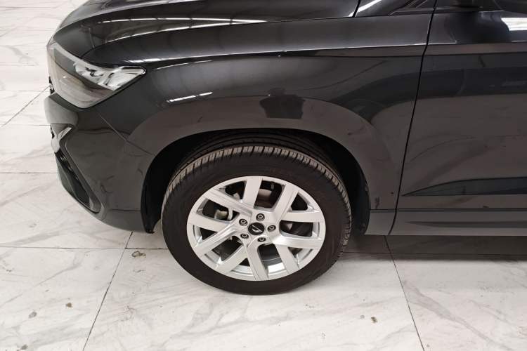 Used Jetta VS5 2022 280TSI Manual Advanced Trim Exterior 4