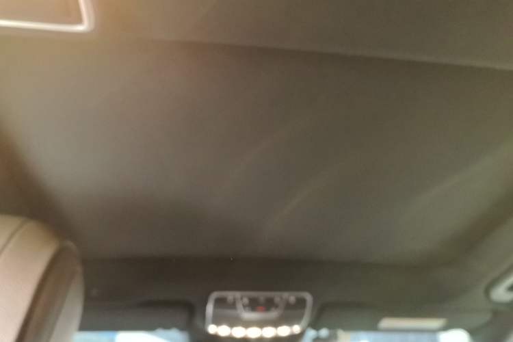 Used Mercedes-Benz S-Class 2018 S 320 L Headliner