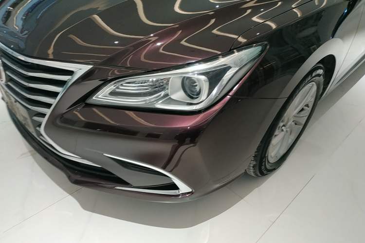 Used CHANGAN Raeton CC 2018 1.5T Automatic Elegant Starry Edition China V Standard