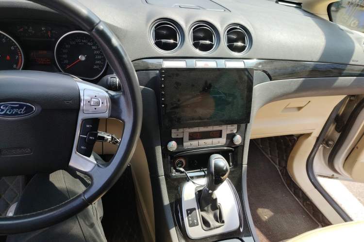 Used Ford S-MAX 2008 2.3L 7-Seater Luxury Version