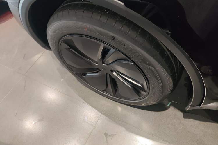 Used Tesla Model Y 2026 Rear-Drive Model
