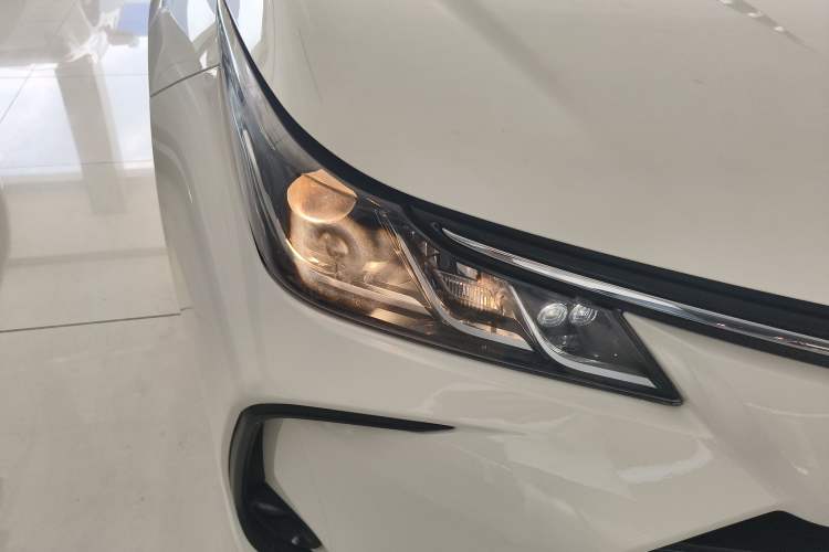 Used Toyota Corolla 2021 1.2T S-CVT Elite Edition Right Front Headlight