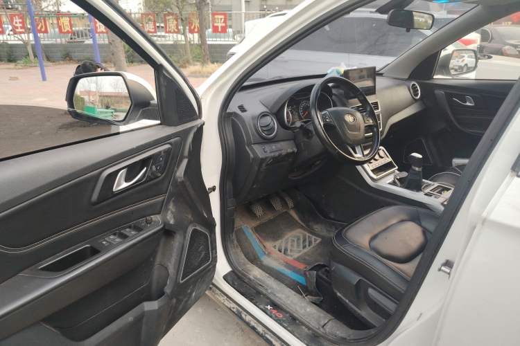 Used Bestune X40 2019 1.6L Manual Luxury Edition China VI