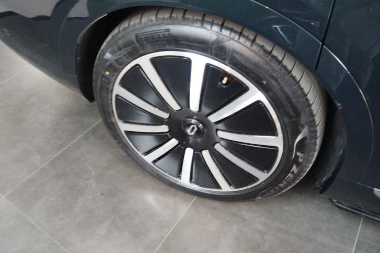 Used Hima AITO M9 2024 Range-Extended Max Edition 42 kWh 5-Seater Version