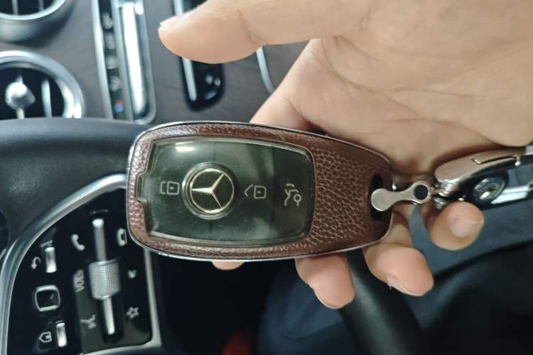 Used Mercedes-Benz GLC 2020 Facelift GLC 300 L 4MATIC Dynamic Edition
