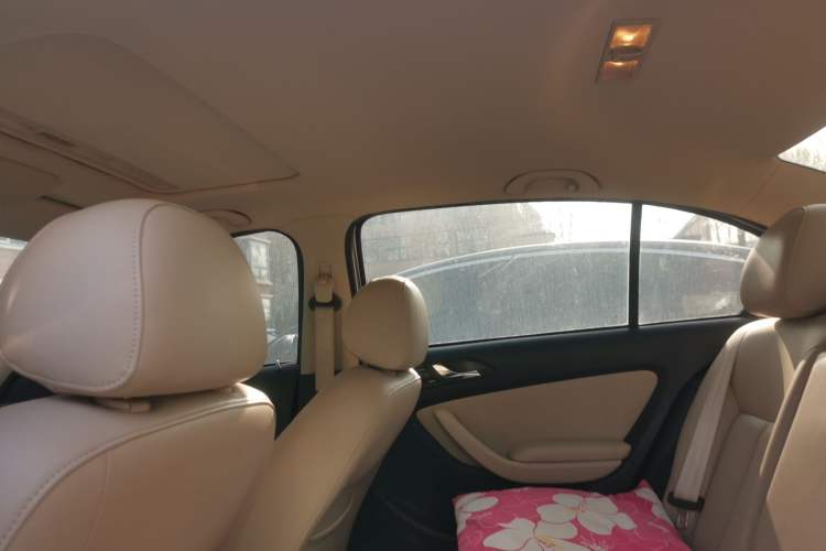 Used Volkswagen Lavida 2011 1.6L Automatic Premium Edition Headliner