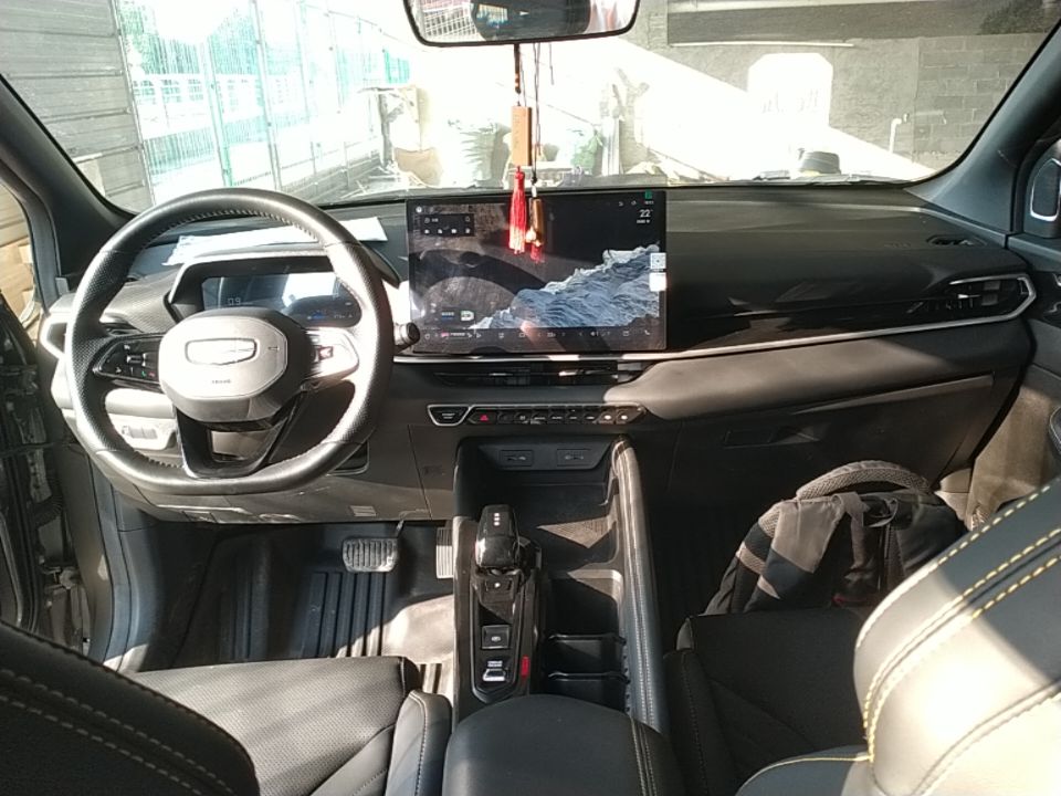 Geely Auto Coolray 2025 Bin Yue L 1.5TD DCT Star Diamond — снимка 12