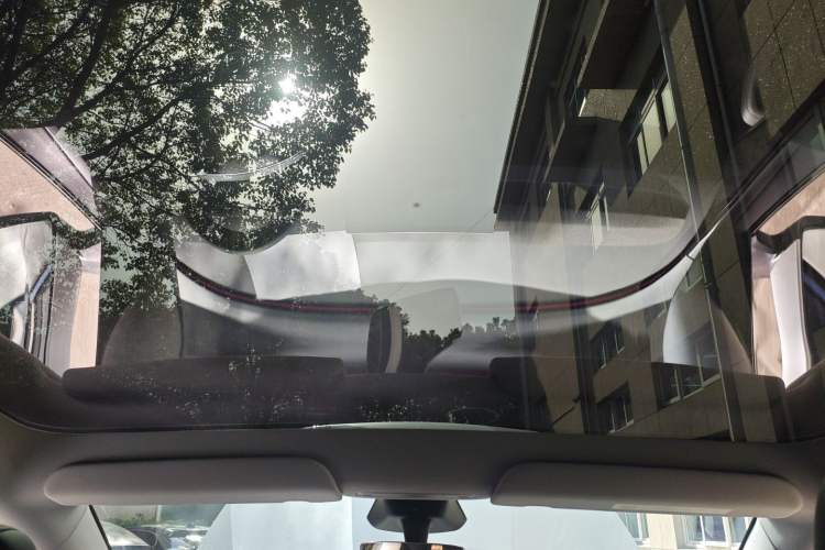 Used Tesla Model Y 2025 Rear-Wheel-Drive Version