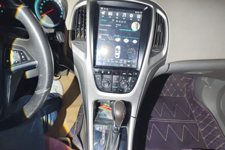 Used Buick GT 2010 XT 1.6L Automatic Fashion Edition