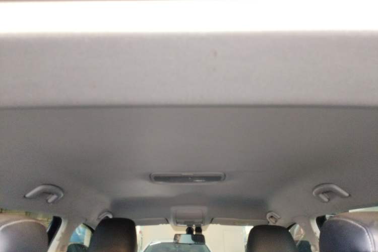 Used Volkswagen Tharu 2022 280TSI Two-Wheel Drive Trend Edition
