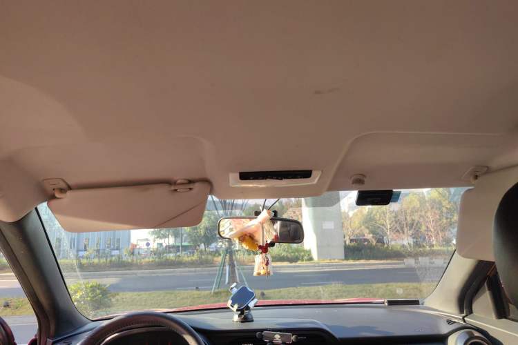 Used Nissan Kicks 2019 1.5L CVT Smart Connect Luxury Edition
