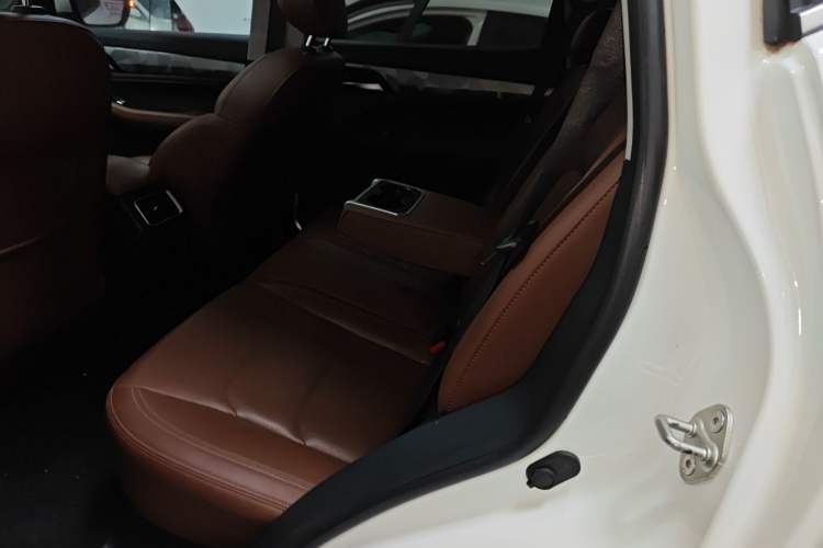 Used Geely Auto Vision X6 2021 PRO 1.4T Automatic Prestige Model Interior 4