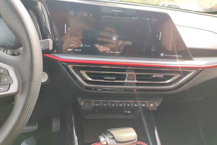 Used CHANGAN OSHAN X5 2021 1.5T DCT Flagship Edition Audio And AC Panel