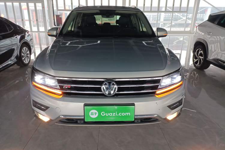 Used Volkswagen Tiguan L 2019 330TSI Automatic Two-Wheel Drive Smart Luxury Version China VI Standard