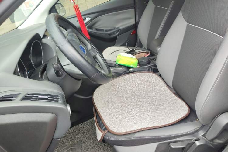 Used Ford Focus 2012 Hatchback 1.6L Automatic Comfort Model
